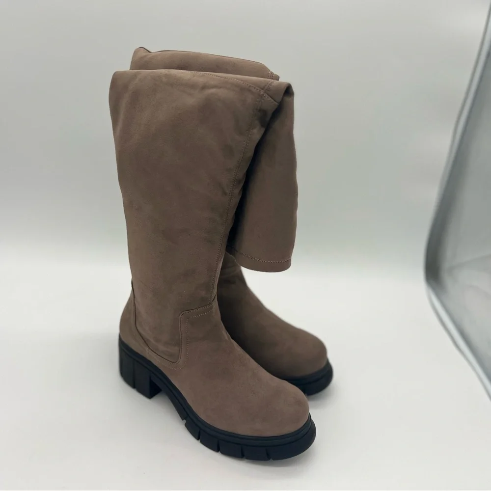 BC It’s My Life Dark Taupe Fashion Suede Boots Size 9